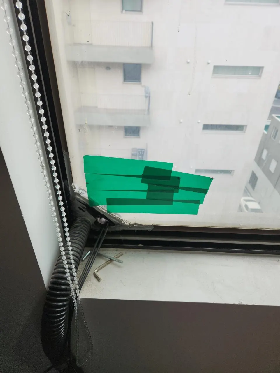 이중창 유리 시공 전